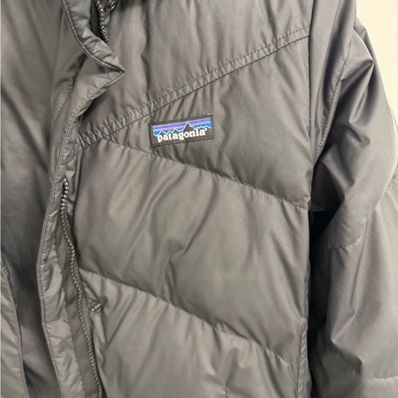 Patagonia Women's Long Black Puffer Jacket - Picture 2 of 4